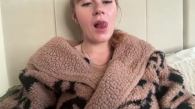 Snapshot of redheadrosie69 chatting on November 2025 10:14:02 AM redheadrosie69 online show from November 2025 10:14:02 AM