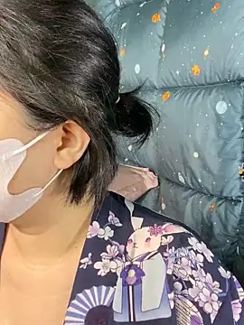 ninini92 online show from January 2025 01:11:02 PM