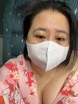 ninini92 online show from March 2025 01:14:01 PM