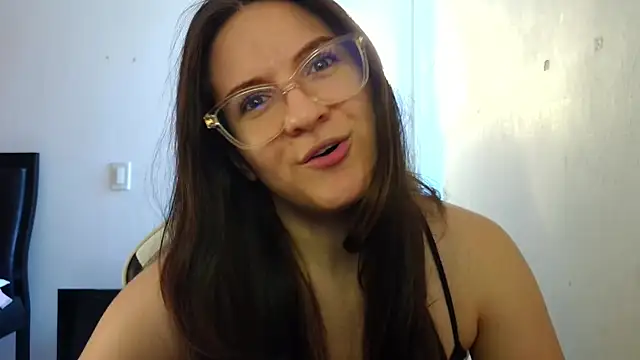 Snapshot of livgomez chatting on November 2025 02:27:01 PM livgomez online show from November 2025 02:27:01 PM