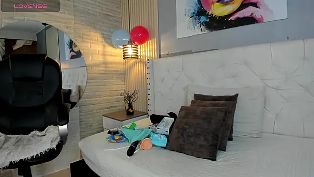 Snapshot of sussy__stone chatting on May 2026 12:02:01 PM sussy stone online show from May 2026 12:02:01 PM