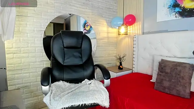 Snapshot of sussy__stone chatting on May 2026 12:13:02 PM sussy stone online show from May 2026 12:13:02 PM