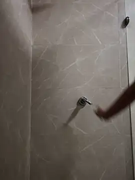 Lorraine Leon online show from March 2025 09:37:02 PM