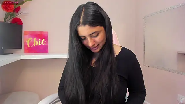 Danna 777  online show from December 2024 11:48:01 PM