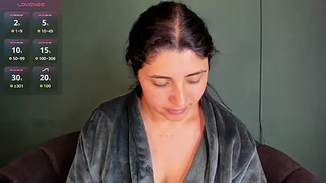 Danna 777  online show from September 2025 09:56:01 AM