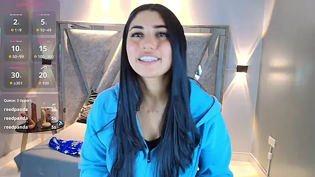 Danna 777  online show from October 2025 10:31:01 PM