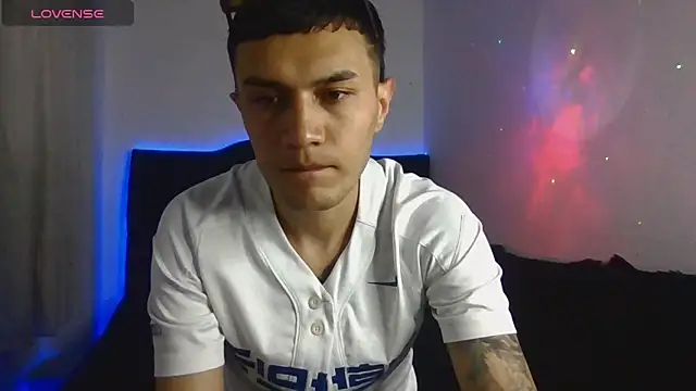 Tifanny Sweett online show from February 2026 01:26:01 AM