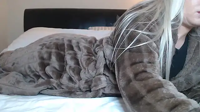 EnglishRosa online show from March 2026 04:23:01 PM