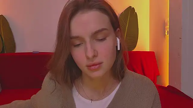 Whitney Svonn online show from March 2025 07:13:02 PM