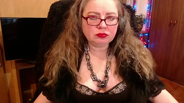 Miss Tress online show from December 2024 11:20:02 PM