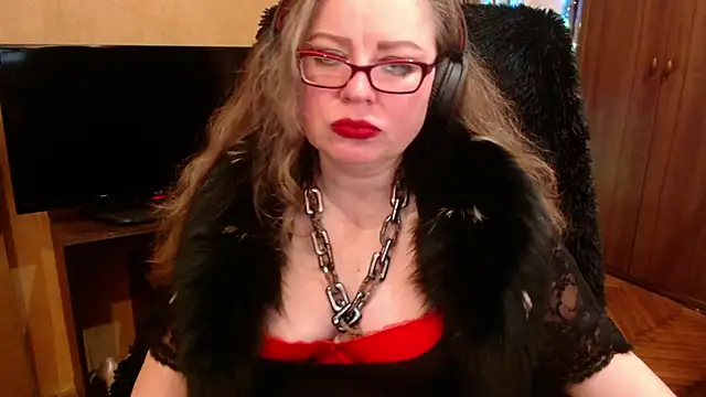 Miss Tress online show from December 2024 07:33:01 PM