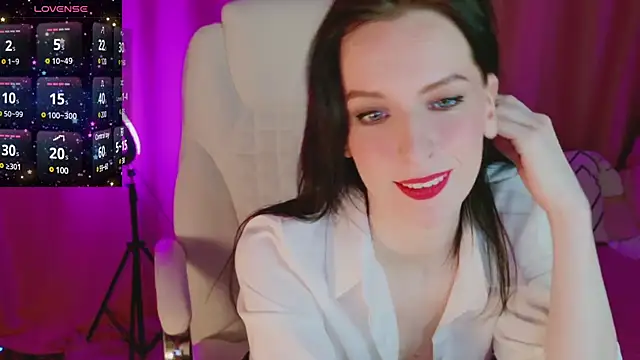 AndreaAshton online show from March 2025 04:42:02 PM