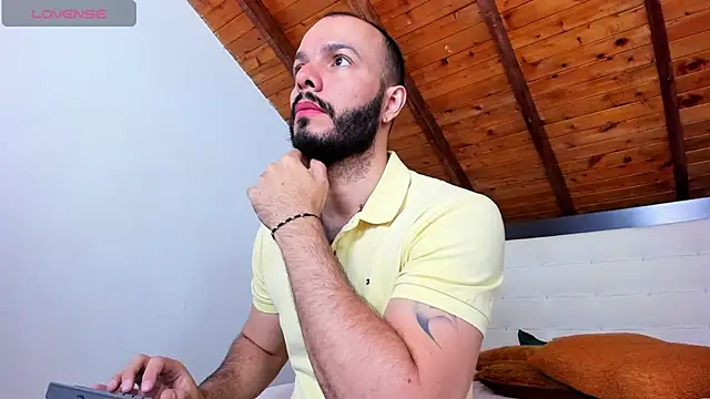 Tom Bailey online show from September 2025 12:21:02 PM