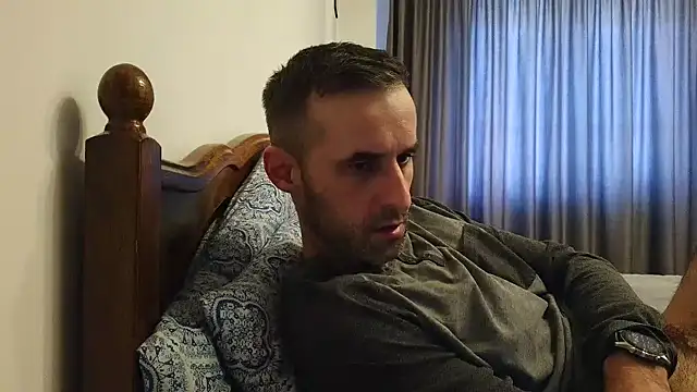 Snapshot of stevenpit chatting on January 2025 10:43:01 AM stevenpit online show from January 2025 10:43:01 AM