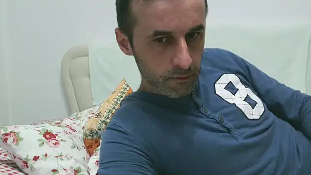 Snapshot of stevenpit chatting on January 2025 06:55:02 AM stevenpit online show from January 2025 06:55:02 AM