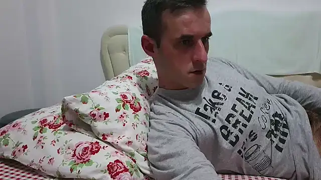 Snapshot of stevenpit chatting on February 2025 07:33:02 PM stevenpit online show from February 2025 07:33:02 PM