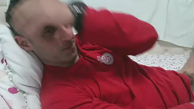 Snapshot of stevenpit chatting on March 2025 02:30:02 PM stevenpit online show from March 2025 02:30:02 PM