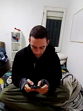 bearguy998 online show from March 2025 06:33:01 PM