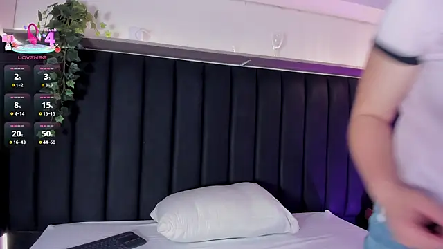 AllisonRoberts  online show from September 2025 01:27:01 AM