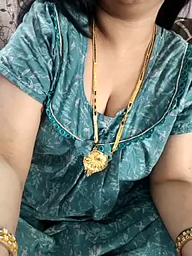 cuteyqueen online show from February 2026 06:02:01 AM