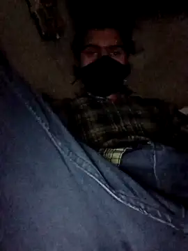 Snapshot of Yasha_14C_Creator chatting on April 2026 03:33:02 AM Yasha 14C Creator online show from April 2026 03:33:02 AM