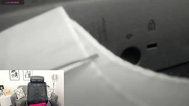 Snapshot of leslyflorez chatting on March 2025 08:54:01 PM leslyflorez online show from March 2025 08:54:01 PM