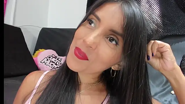 Sweet Andrea2802 online show from September 2025 08:41:01 PM