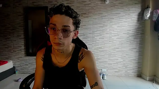 Snapshot of mateodeamjo chatting on October 2025 05:22:02 PM mateodeamjo online show from October 2025 05:22:02 PM