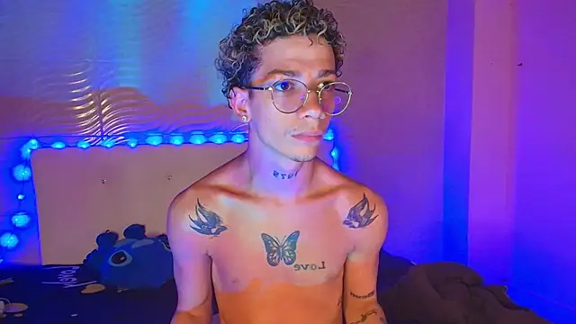 mateodeamjo online show from November 2025 07:46:02 AM