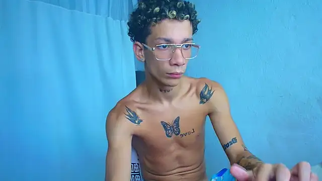 mateodeamjo online show from April 2026 10:32:01 PM