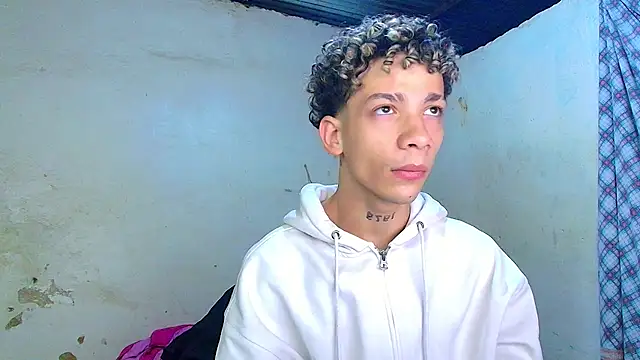 mateodeamjo online show from July 2026 09:09:01 AM