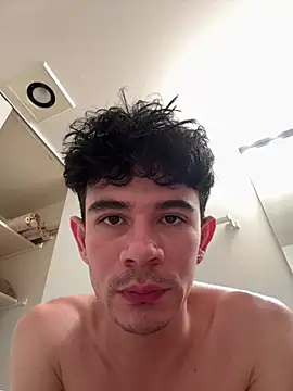 Stickmen online show from February 2025 04:58:02 AM