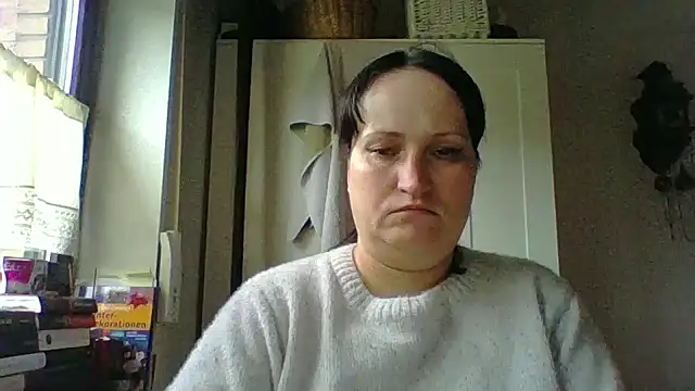  squirty cum lady  online show from December 2025 02:25:01 PM