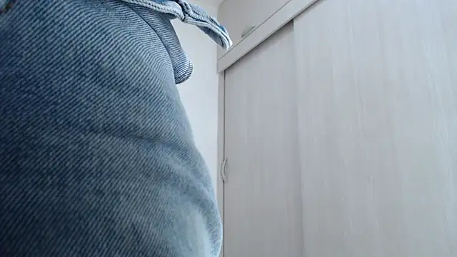 Amelia Debora Antonella online show from November 2025 12:48:01 PM