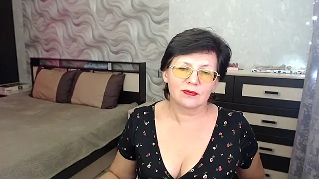 VitaCharm online show from March 2025 07:49:02 PM