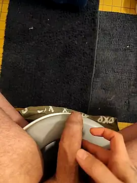 Snapshot of jaimelesexe85 chatting on February 2025 10:43:02 PM jaimelesexe85 online show from February 2025 10:43:02 PM