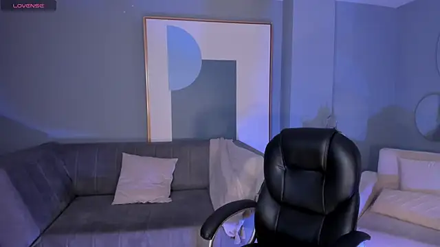 AllyJensen online show from March 2025 10:59:02 AM