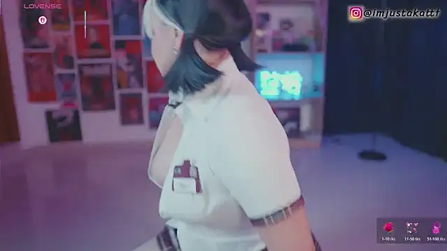 sensualkattt online show from October 2025 01:07:02 PM