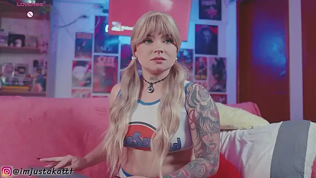 sensualkattt online show from March 2026 10:05:02 PM