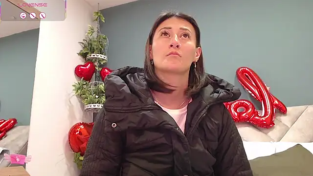 SharisWillian online show from February 2025 03:34:02 AM