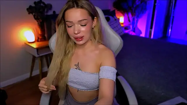 Snapshot of Lily_Yin chatting on March 2026 05:46:01 AM Lily Yin online show from March 2026 05:46:01 AM