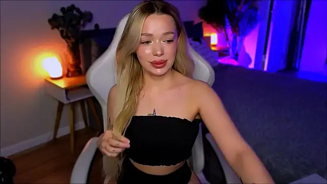 Snapshot of Lily_Yin chatting on March 2026 05:34:02 AM Lily Yin online show from March 2026 05:34:02 AM