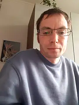 Snapshot of Schnubby1 chatting on January 2025 12:52:01 PM Schnubby1 online show from January 2025 12:52:01 PM