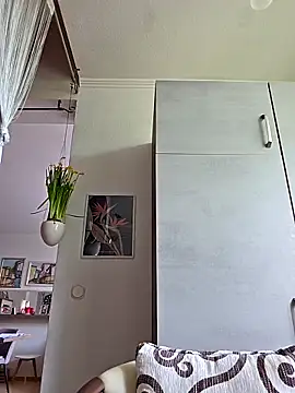 Snapshot of Schnubby1 chatting on March 2025 08:21:02 AM Schnubby1 online show from March 2025 08:21:02 AM