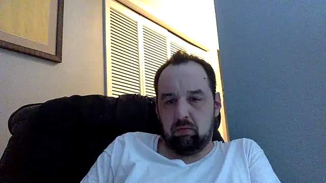 Snapshot of Kink_Master_Daddy chatting on February 2026 04:17:02 AM Kink Master Daddy online show from February 2026 04:17:02 AM