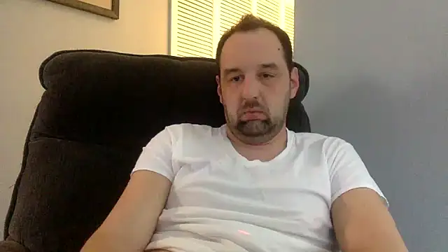 Snapshot of Kink_Master_Daddy chatting on May 2026 12:48:02 AM Kink Master Daddy online show from May 2026 12:48:02 AM