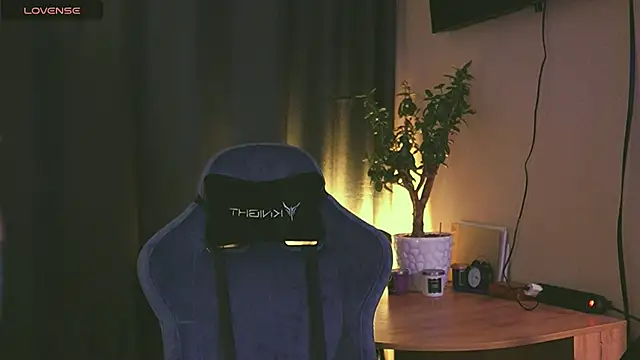 Polusladkoye online show from February 2025 05:27:01 AM