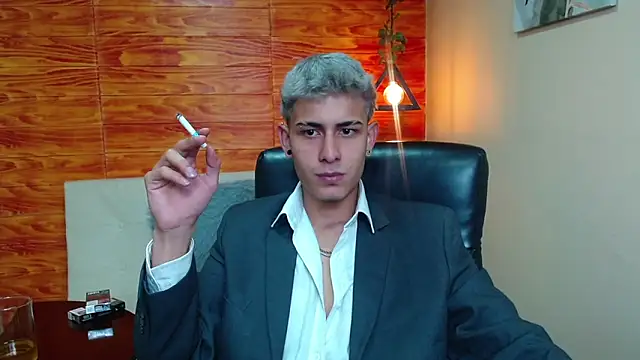 Bastiaan 28 online show from December 2024 11:49:01 PM