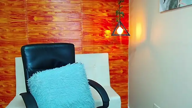 Bastiaan 28 online show from December 2024 07:08:01 AM