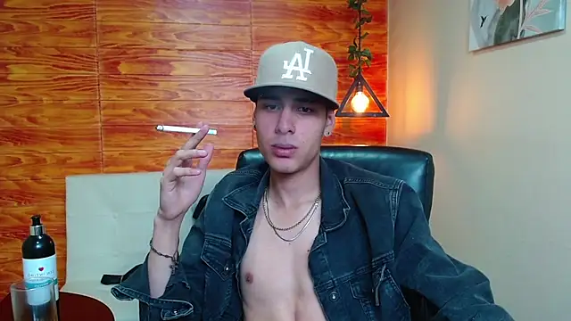 Bastiaan 28 online show from January 2025 08:17:01 AM